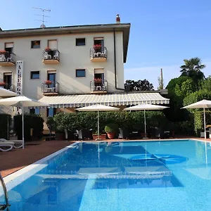 Hotel Ristorante Papa Peschiera del Garda