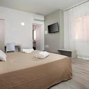 I Viaggi Di Ki 2*, Santa Teresa Gallura Italien