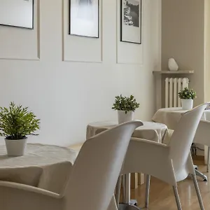 *** Bed and breakfast Maricla Italia