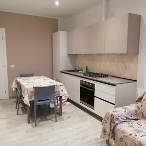 La Casa Di Angio Italia